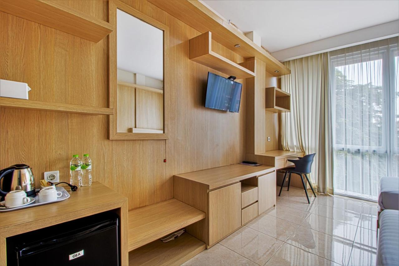 D'Padmaya Residence Jakarta Exterior photo